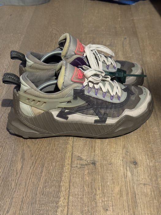 Pantofi Off-White Odsy