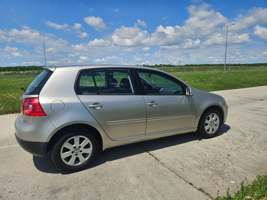 VOLKSWAGEN Golf 2004 — imagine 3