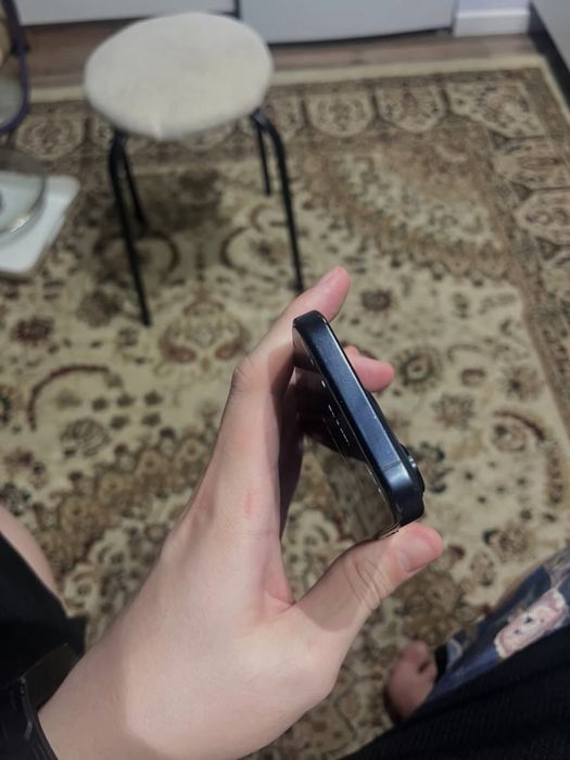 Iphone 15 pro 256 gb 88%