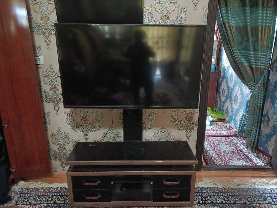 2 ta Televizor sotiladi