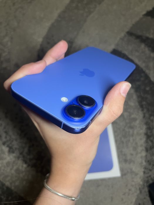 iPhone 16 Plus 256 GB