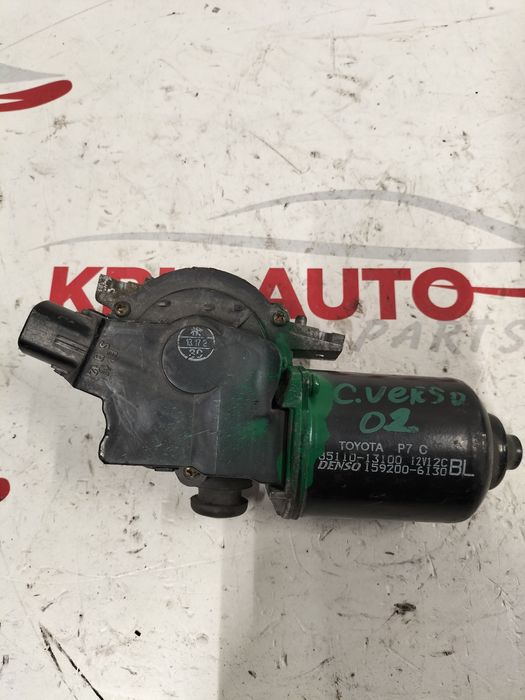 Моторче  предни чистачки Toyota Corolla Verso / Тойота