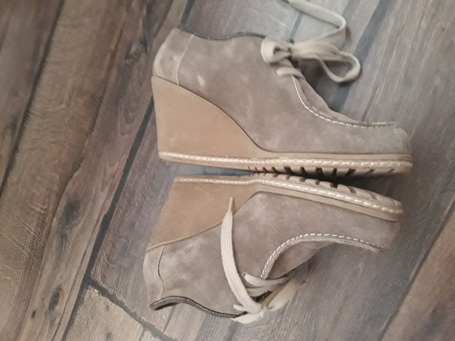 Дамски обувки от естествен велур