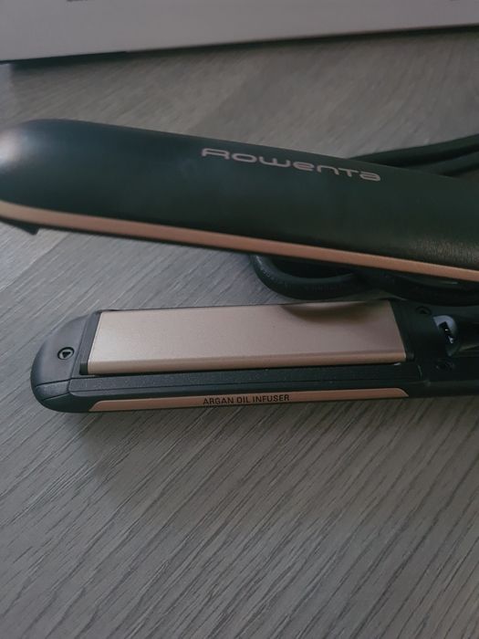 Преса за коса Rowenta Express Shine SF4630F0