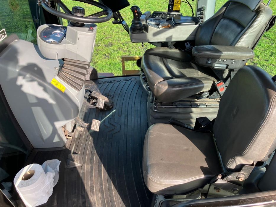 Tractor senilat VERSATILE 520 DT - TVA inclus si deductibil