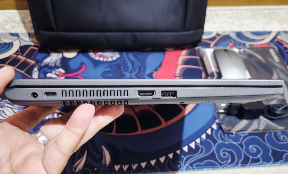 Asus LAPTOP 15 ультрабук!