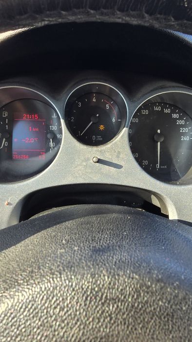 Vând Seat Altea 1.9