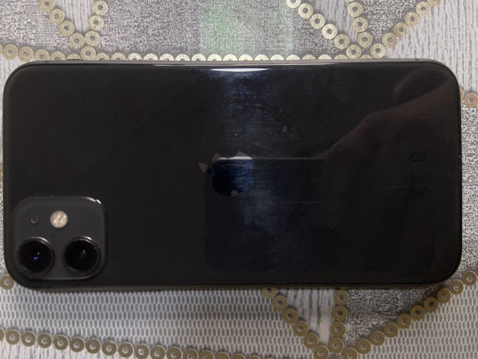 Продоется IPhone 11
