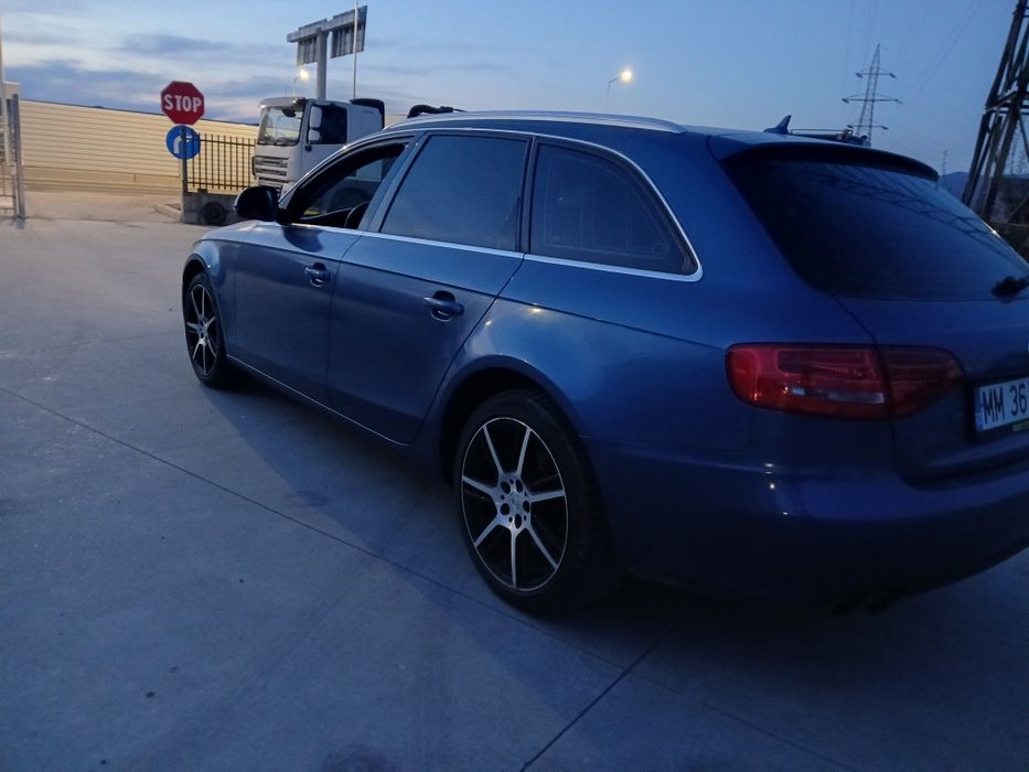 Audi a4 b8 motor 2litri caga dizel