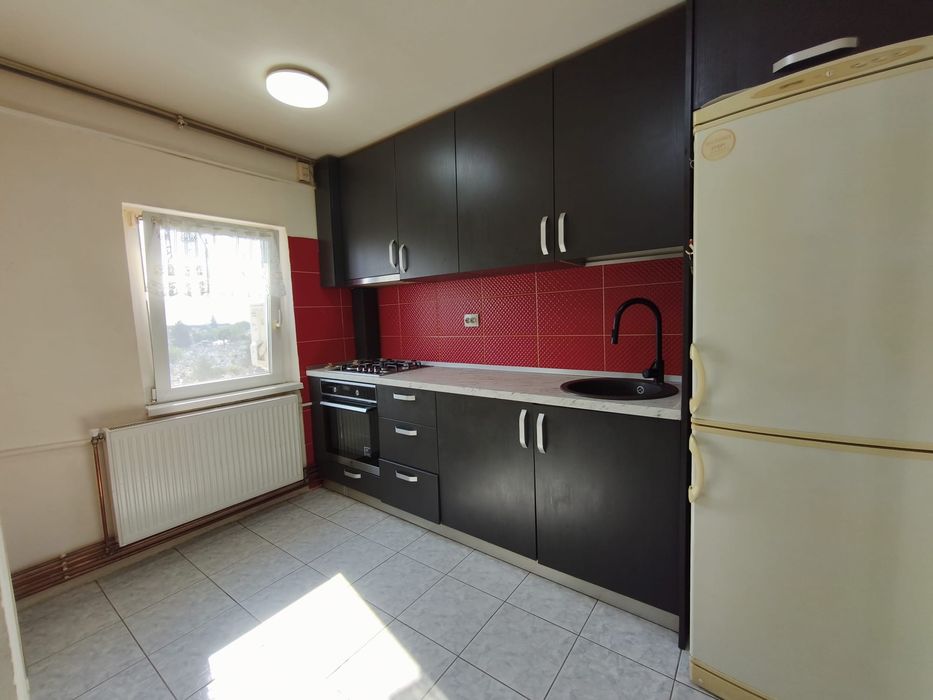 Apartament 2 camere,centrala proprie, zona Micalaca