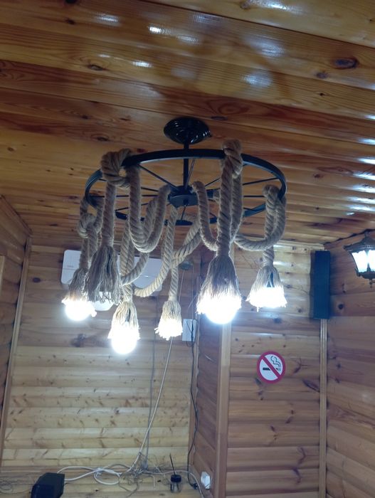 Люстра для заведений