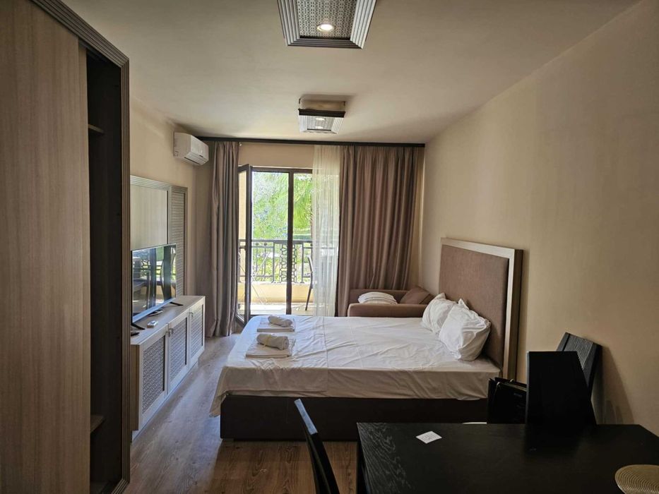 Продава се Едностаен апартамент в к.к. Златни пясъци - 51 кв.м за 2020 €/кв.м - Снимка #5