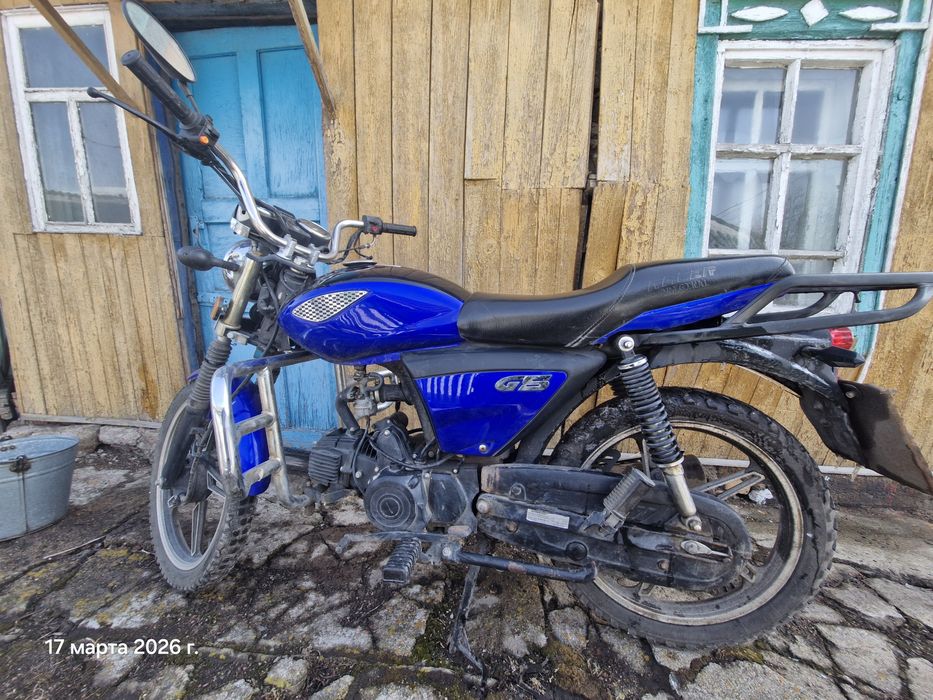 Мотоцикл  марки рейсер