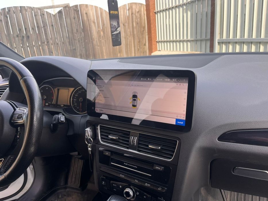 Vand navigație audi