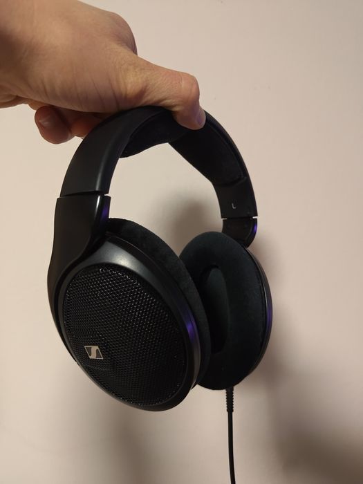 Професионални слушалки Sennheiser HD560S