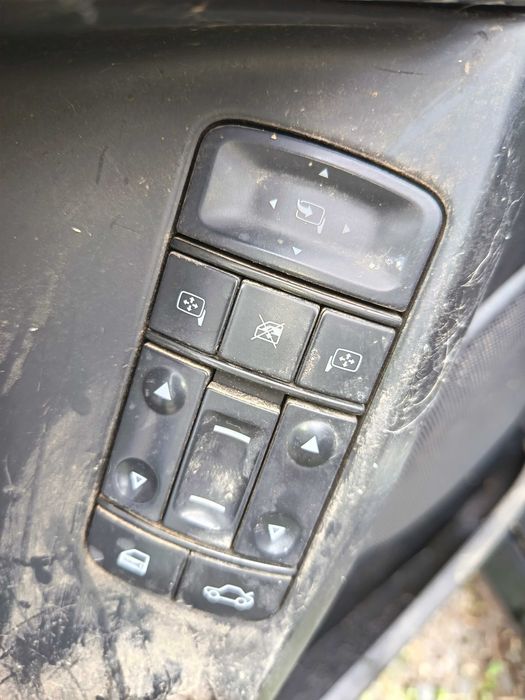 Продавам Опел Вектра Ц 2007 г. 3.0 дизел 184 к.с автоматик НА ЧАСТИ  Prodavam Opel Vectra C 3.0 dizel 184 k.s Na CHASTI