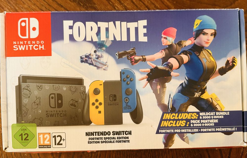 Nintendo Switch Fortnite Wildcat bundle (имам и неизползван код)