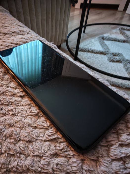 Vând telefon Honor 90