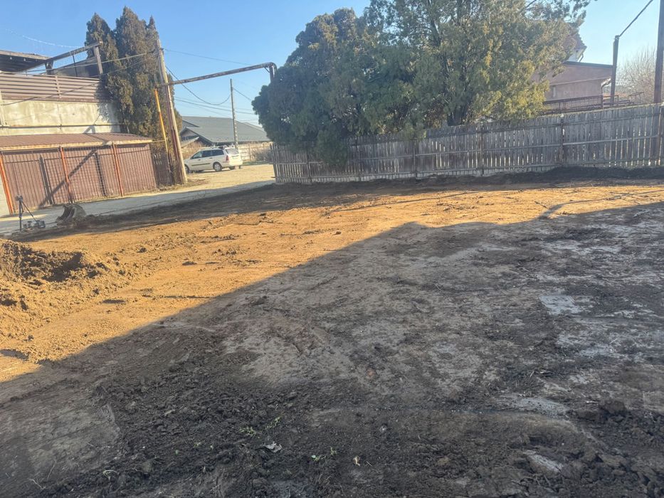 Prestări servicii cu miniexcavator +picon 2,3t și 3,5 t basculantă