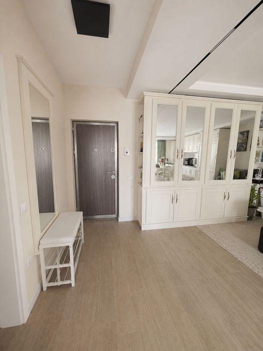 Apartament de închiriat