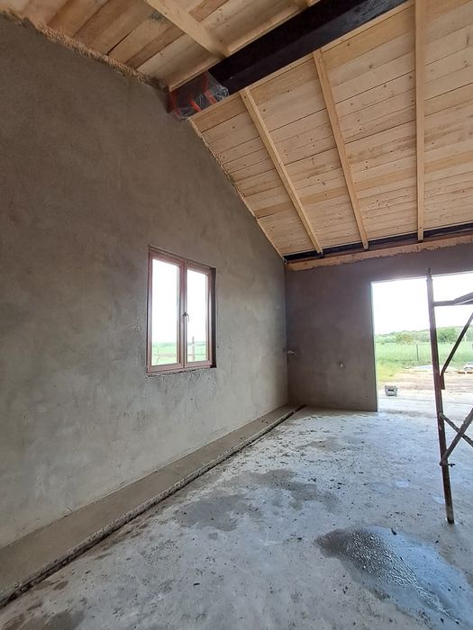 Executăm lucrări de construcții