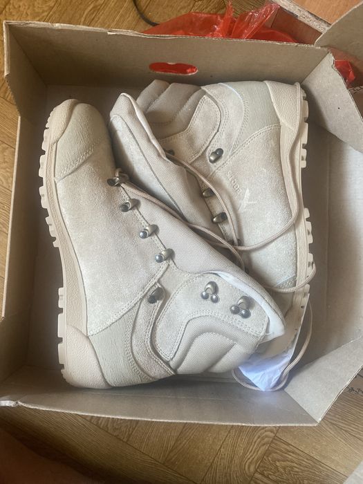 Берцы новый размер 42 бутекс