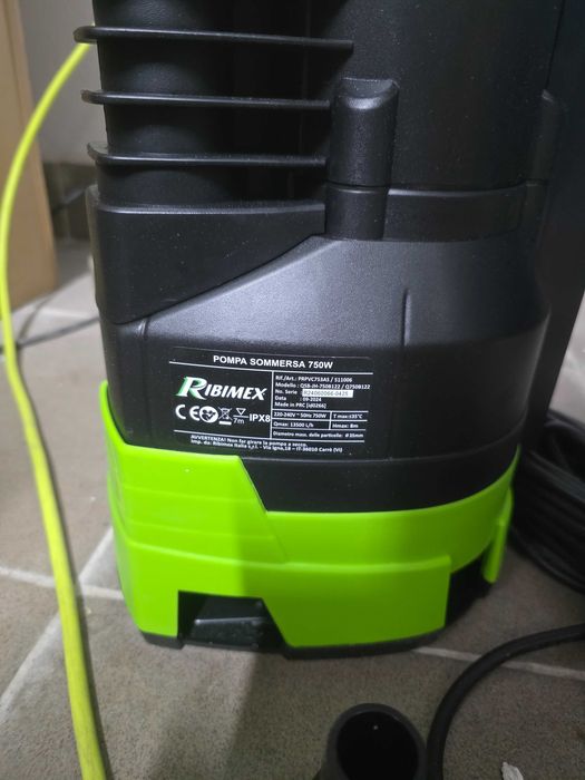 Pompă submersibilă pentru ape uzate Ribiland 750W cu plutitor integrat