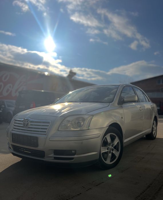 Toyota avensis 2,2 D4D 150к.с на части
