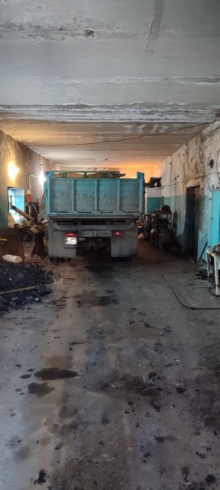 Продам здание с участком