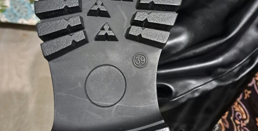 Продам сапоги натуралка