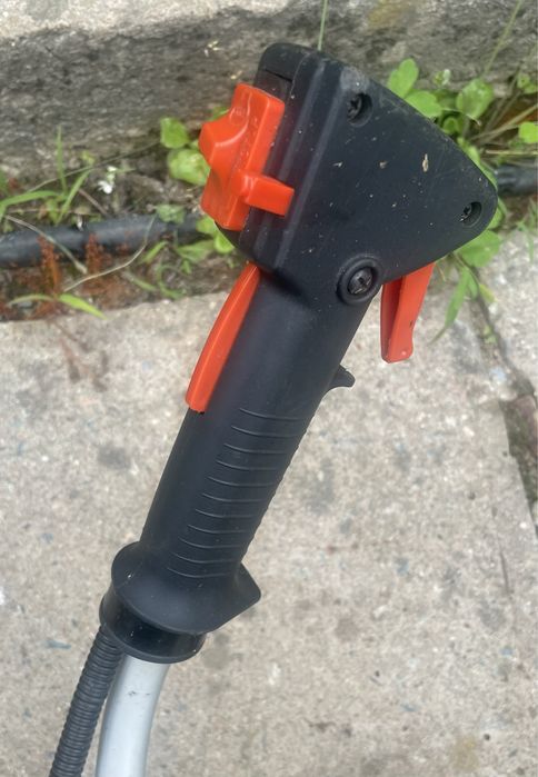 Бензокосилка P.I.T