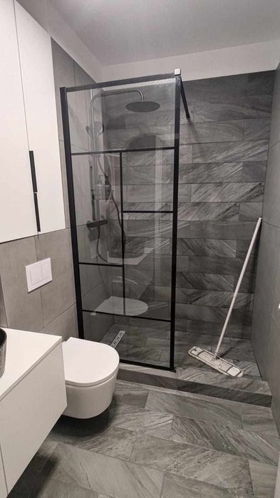 Execut lucrări gresie faianța acoperire ,ghips carton zugrăvit ..etc