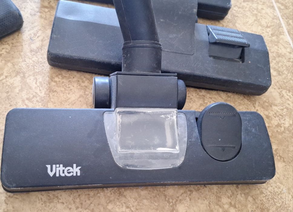 Пылесос на запчасти.