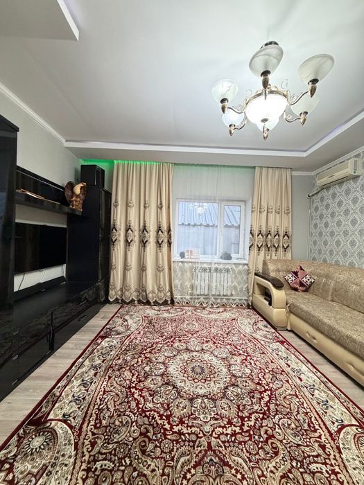 Продается  двухуровневый дом.