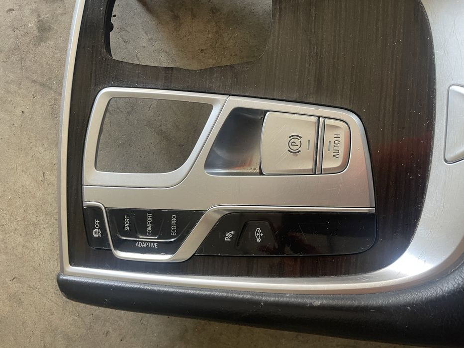 Butoane suspensie / frana mana / consola BMW g11 g12 europa