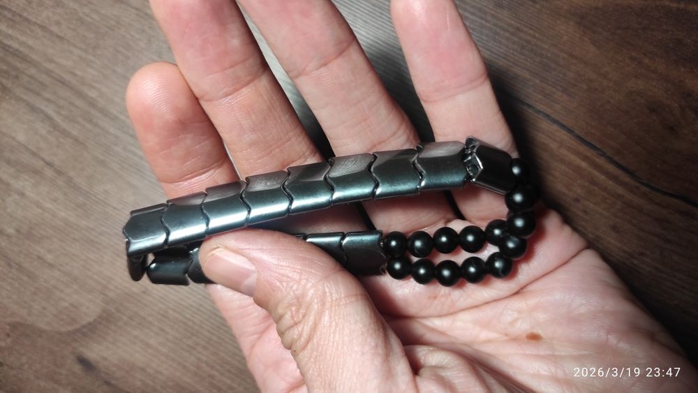 Браслеты из камня