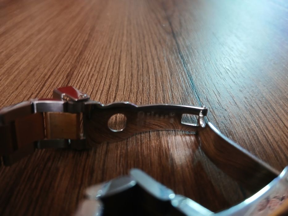 Vând ceas in stare perfecta de functionare automat