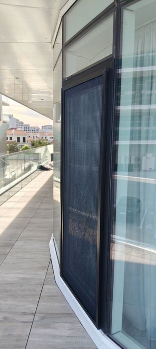 Confectionez plase plisse contra insectelor