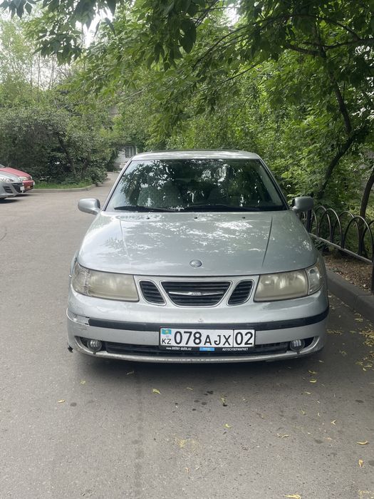 Легковая машина SAAB 9-5, 2003