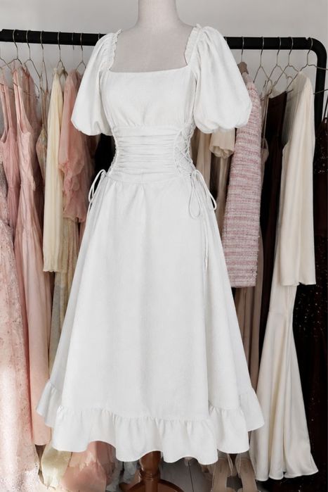 Rochie Alba Elegantă