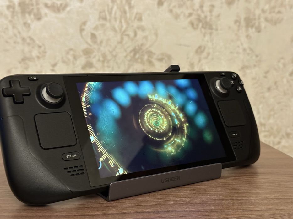 Steam deck 256 GB с док-станцией