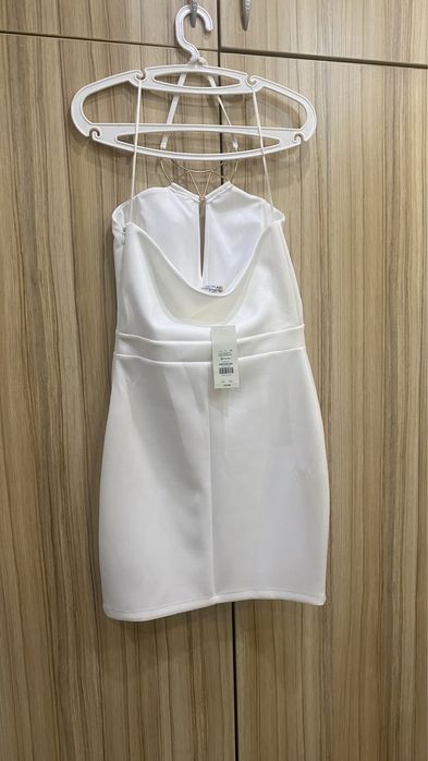 Нова рокля, стилна!