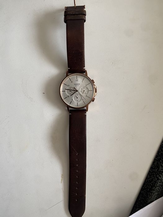 Чысы классикалык кол сагат б/у