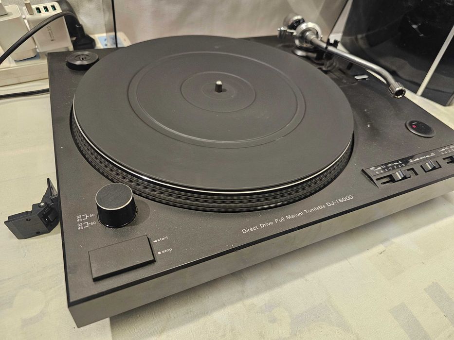 Mc Crypt DJ-I 600d direct drive muzica