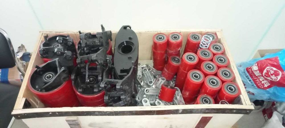 Запчасти гидравлических тележек (транспаллет рохля)  купить в Ташкенте