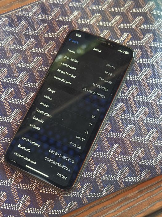 iphone Xs sotiladi srochna