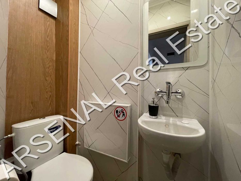 Дава се под наем Многостаен апартамент в София, Център - 135 кв.м за 1100 € - Снимка #8