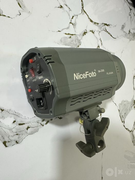 NiceFoto GA-200 200Ws Professional Studio Flash | Bowens-S mount