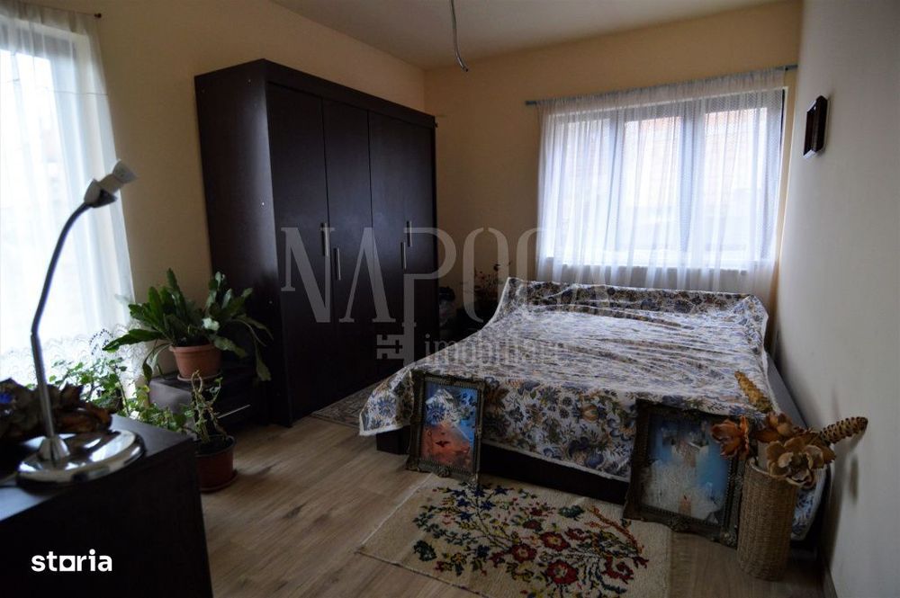 Casa 4 camere de vanzare in Floresti