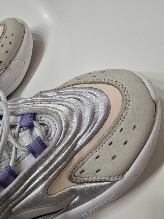 Дамски оригинални маратонки Adidas